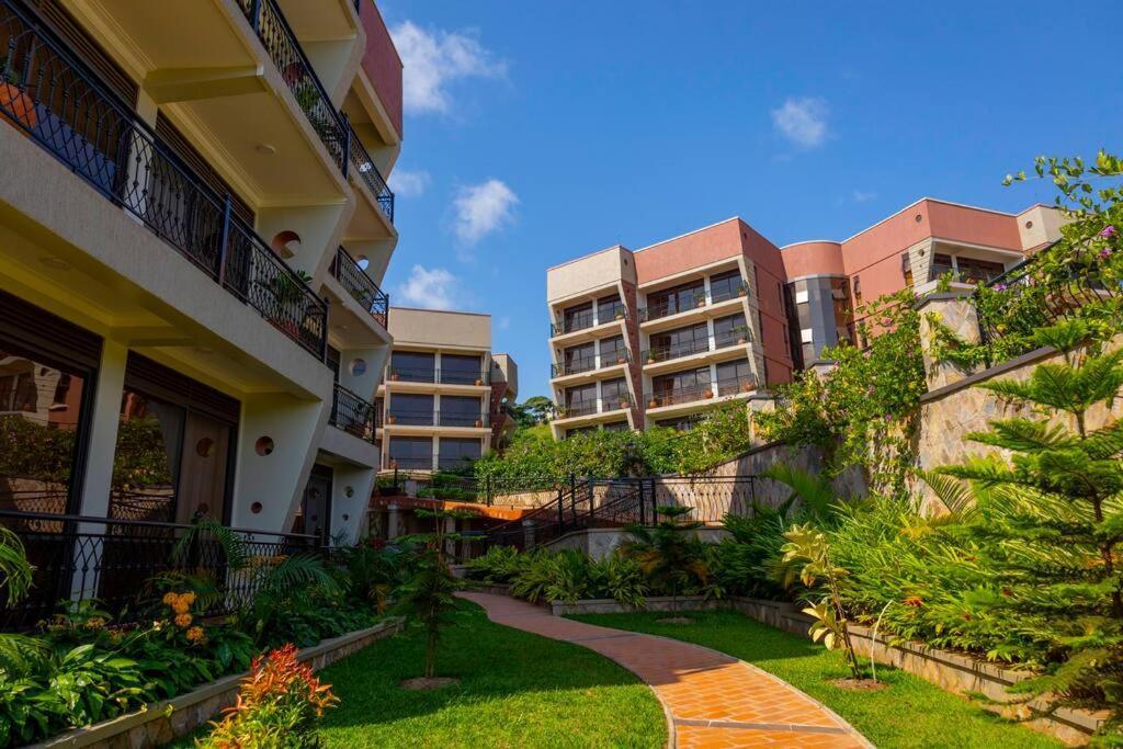 Stunning & Calm 2 Bedroom Gate Away In Entebbe- Sand Grains Residences A03 Namulanda Exterior photo